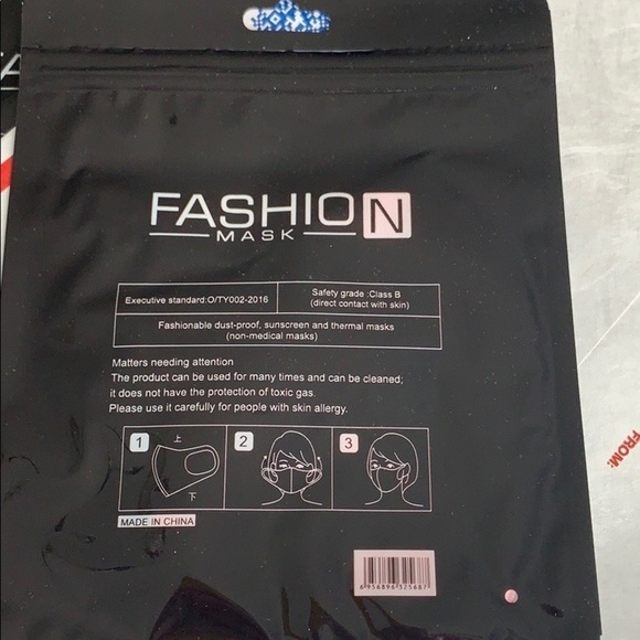 Face mask fashion reusable set of 6 - Picture 4 of 5